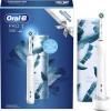 Электрическая зубная щетка Oral-B Pro 1 750 Cross Action D16.513.1UX (белый)